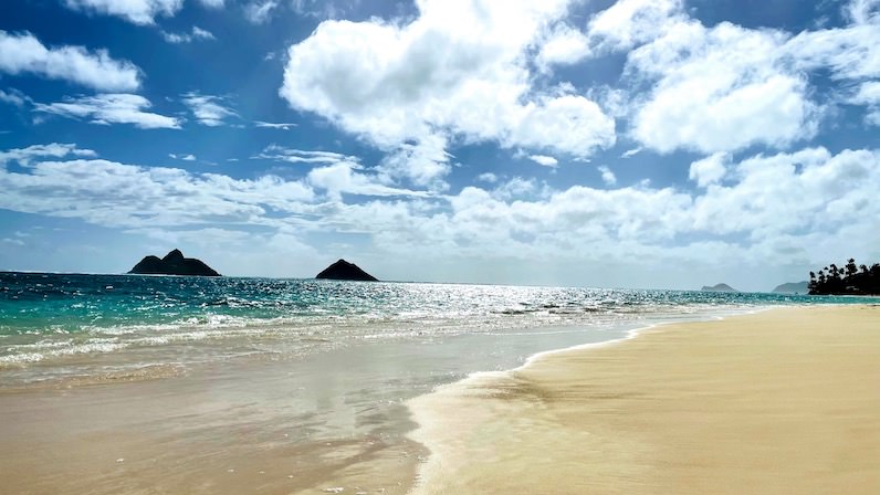 モクルア島（モクヌイ島とモクイキ島）