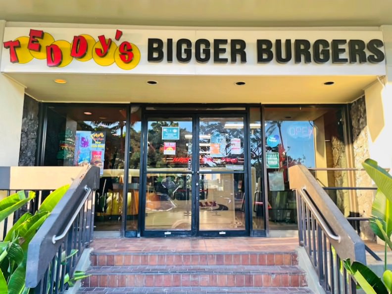 テディーズ・ビガー・バーガー・ワイキキ店