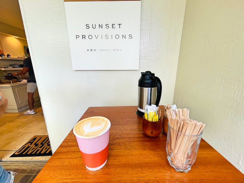 「kaimana coffee co./sunset provisions」の砂糖・ミルク置き場
