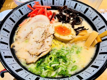 ワイキキでラーメン食べるなら「竈(かまど)・ラーメン・タバーン」でしょう！