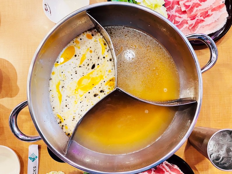 カイムキの香味徳（かみとく）・ジャパニーズ・ホットポットのスープ